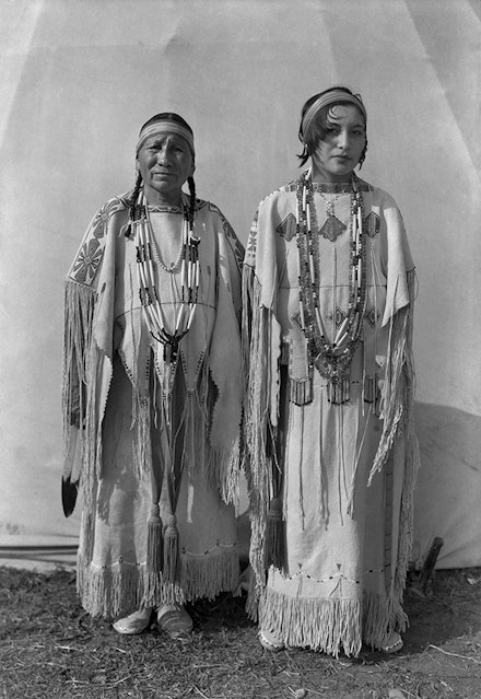 Left to right: Sindy Libby Keahbone (Kiowa) and Hannah Keahbone (Kiowa). Oklahoma City, Oklahoma, ca. 1930. © 2014 Estate of Horace Poolaw. Reprinted with permission.