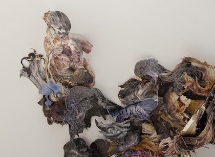 Hedwig Brouckaert, Detail: “a knot, a tangle, a blemish in the eternal smoothness,” 2014. Magazine clippings, pins, wire, hair; dimensions variable. Photo credit: Etienne Frossard.