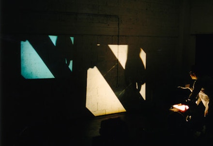 Sala-manca, <em>Homage to Duchamp</em> (2001).
Performance for overhead projector and toilet
paper. Photo: Niv Hachlil
