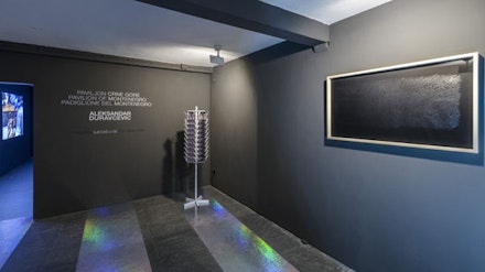 Aleksandar Duravcevic, “Come mi manchi” (2015). Mixed-media installation. Courtesy of Centar Savremene Umjetnosti Crne Gore and the artist. Photo by Dusko Miljanic.
