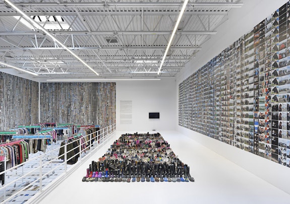 Installation view: Ai Weiwei: <em>Laundromat</em>. Jeffrey Deitch, New York. November 5 – December 23, 2016. Photo: Genevieve Hanson Courtesy Jeffrey Deitch Inc. New York.