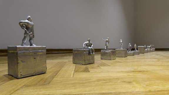Installation view: Eugene Lemay, <em>Untitled</em>, 2016. 188 sculptures: 147 on wood pedestals, 41 on cement pedestals aluminum, and one gold leaf. Dimensions variable. Courtesy of Contemporary Art Centre of Montenegro. Photo: Dusko Miljanić.