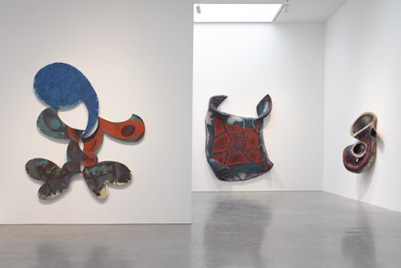 Installation view of <em>Elizabeth Murray: Painting in the ‘80s</em>. Photo: Tom Barratt, courtesy Pace Gallery © 2017 The Murray-Holman Family Trust / Artists Rights Society (ARS), New York
