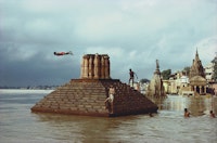 Raghubir Singh,<em>Man Diving, Ganges Floods, Benares, Uttar Pradesh</em>, 1985 Photograph copyright © 2017 Succession Raghubir Singh.
