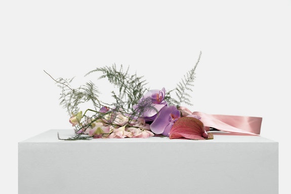 <p>Kapwani Kiwanga, <em>Flowers for Africa: Nigeria</em>, 2014. Written protocol signed by the artist, iconographic documents, dimensions variable. Courtesy the artist and Galerie Jérôme Poggi. Photo © Aurélien Mole.</p>