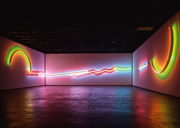 Stephen Antonakos, <em>Proscenium</em>, 2000. Neon and painted raceways, 20’ 6” x 189’. Collection Friends of the Neuberger Museum of Art, Purchase College, State University of New York. Photo: Jim Frank