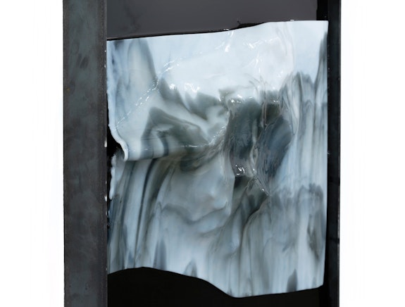 Antonia Kuo, <em>Untitled</em>, 2018. Slumped glass, urethane resin, steel, 20 x 16 x 3 inches. Courtesy Rubber Factory.