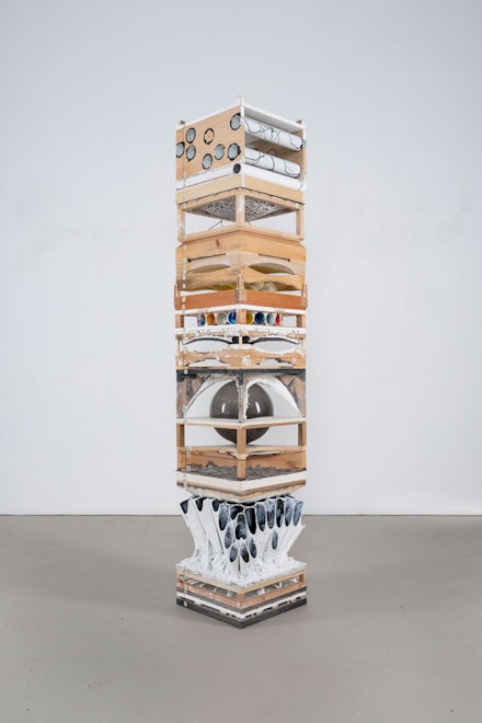 Emil Lukas, <em>the holding of tone</em>, 2018 mixed media 84 x 16 x 16 inches. © Emil Lukas, courtesy Sperone Westwater, New York.