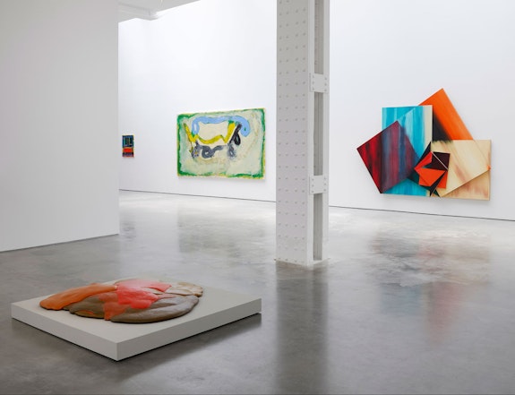 Installation view: <em>Painters Reply: Experimental Painting in the 1970s and now</em> Lisson Gallery, New York, 2019.© Lisson Gallery.