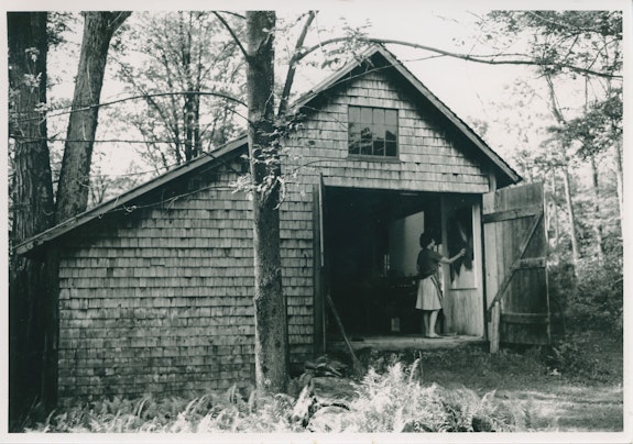 Emily Mason working on <em>Midnight Slant</em> in her Vermont studio, 1986. Photo: Jean E. Davis.