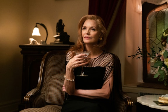 Michelle Pfeiffer in Azazel Jacobs's <em>French Exit</em>. Courtesy of Sony Pictures Classics.