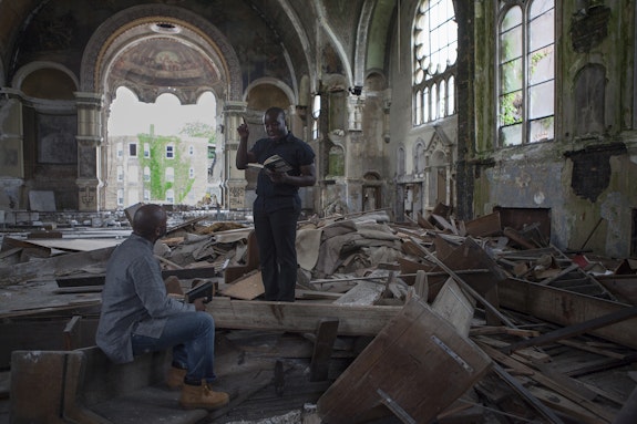 Theaster Gates, <em>Gone Are the Days of Shelter and Martyr</em>, 2014. Video, sound, color; 6:31 minutes. © Theaster Gates. Courtesy White Cube and Regen Projects, Los Angeles.