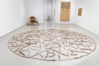 Installation view: <em>Wood Works: Raw, Cut, Carved, Covered</em>, Sperone Westwater, New York, 2021. Courtesy Sperone Westwater, New York.
