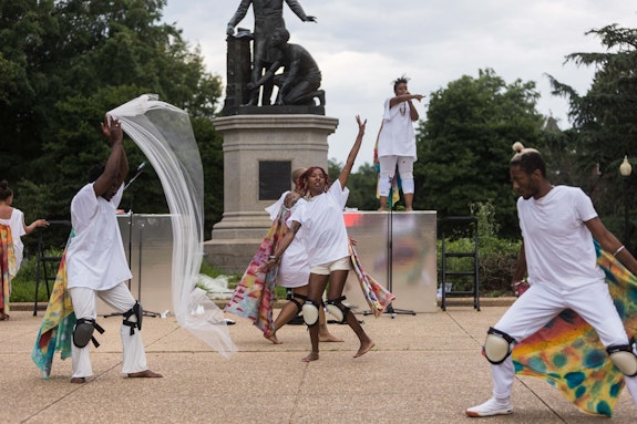 Ada Pinkston, performance still from FCA Emergency Grants-supported <em>The Empty Pedestals</em>, at Freedman’s Memorial Square, Washington, DC, 2021. Photo by Yassine Elmansouri. 