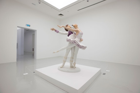 Installation view: <em>Jeff Koons: Lost in America</em>, Qatar Museums Gallery, Doha. © Courtesy Qatar Museums, 2022. © Jeff Koons.