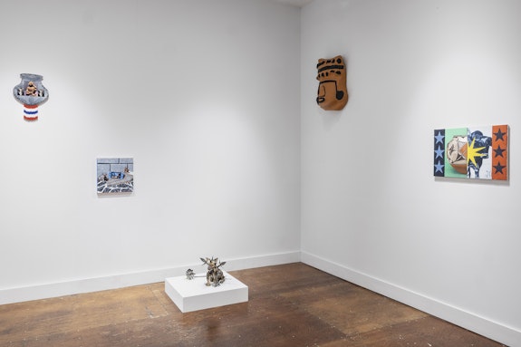 Installation view: <em>Ocultismo y barro</em>, Miriam Gallery, Brooklyn, 2022. Courtesy Miriam Gallery.