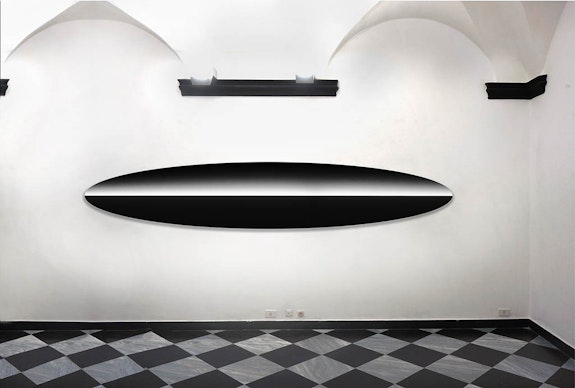 Silvio Wolf, <em>Mirror Threshold - Shaped 03</em>, 2017. UV cured layered ink-jet print on reflective Dibond. 260 x 90 cm. Installation view, Galleria Unimedia Modern, Genoa, 2017.