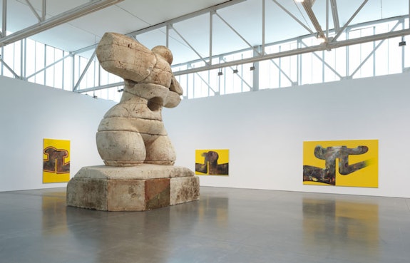 Installation view: <em>The Ömen: Albert Oehlen paintings and Paul McCarthy sculptures,</em> Gagosian, New York, 2023. Courtesy Gagosian. Photo: Rob McKeever. 