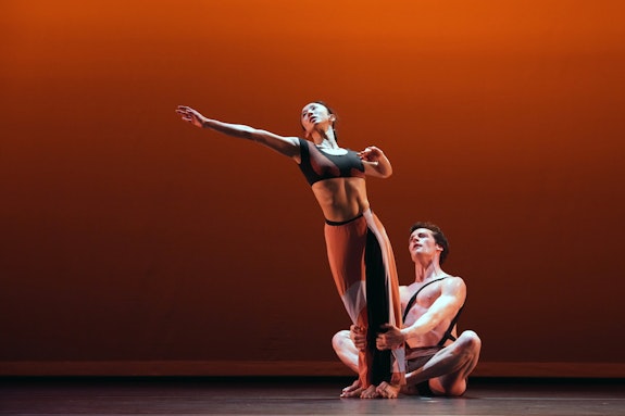 Jacob Larsen and So Young An in Martha Graham’s <em>Dark Meadow Suite</em>. Photo: Brian Pollock.