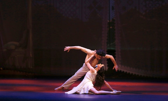 Christopher Wheeldon, <em>Like Water for Chocolate</em>, American Ballet Theatre, 2023. Pictured: Cassandra Trenary and Herman Cornejo. Photo: Marty Sohl.