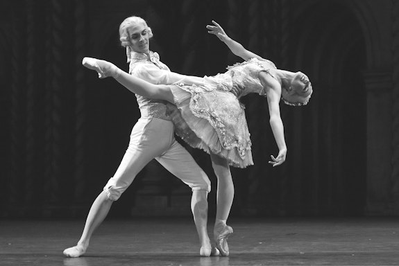 Joseph Gorak and Isabella Boylston of American Ballet Theatre in Alexei Ratmansky’s <em>The Sleeping Beauty</em> (2015). Photo: Andrea Mohin.