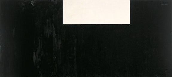 Robert Motherwell, <em>Open No. 150 in Black and Cream (Rothko Elegy)</em>, 1970. Acrylic on canvas, 69 x 204 1/4 inches. Collection of the Modern Art Museum of Fort Worth, Museum purchase, TheFriends of Art Endowment Fund. © Copyright 2023 Dedalus Foundation, Inc. / Licensed by the Artists Rights Society (ARS), NY.