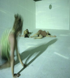 <i>Pure. Dancers: Jenny Hipscher, Sarah Wright, Dana Ten-Broeck. Photo by Pat Berret </i>