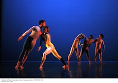 Members of Merce Cunningham Dance Company perform CRWDSPCR (2007). Photo by Anna Finke.